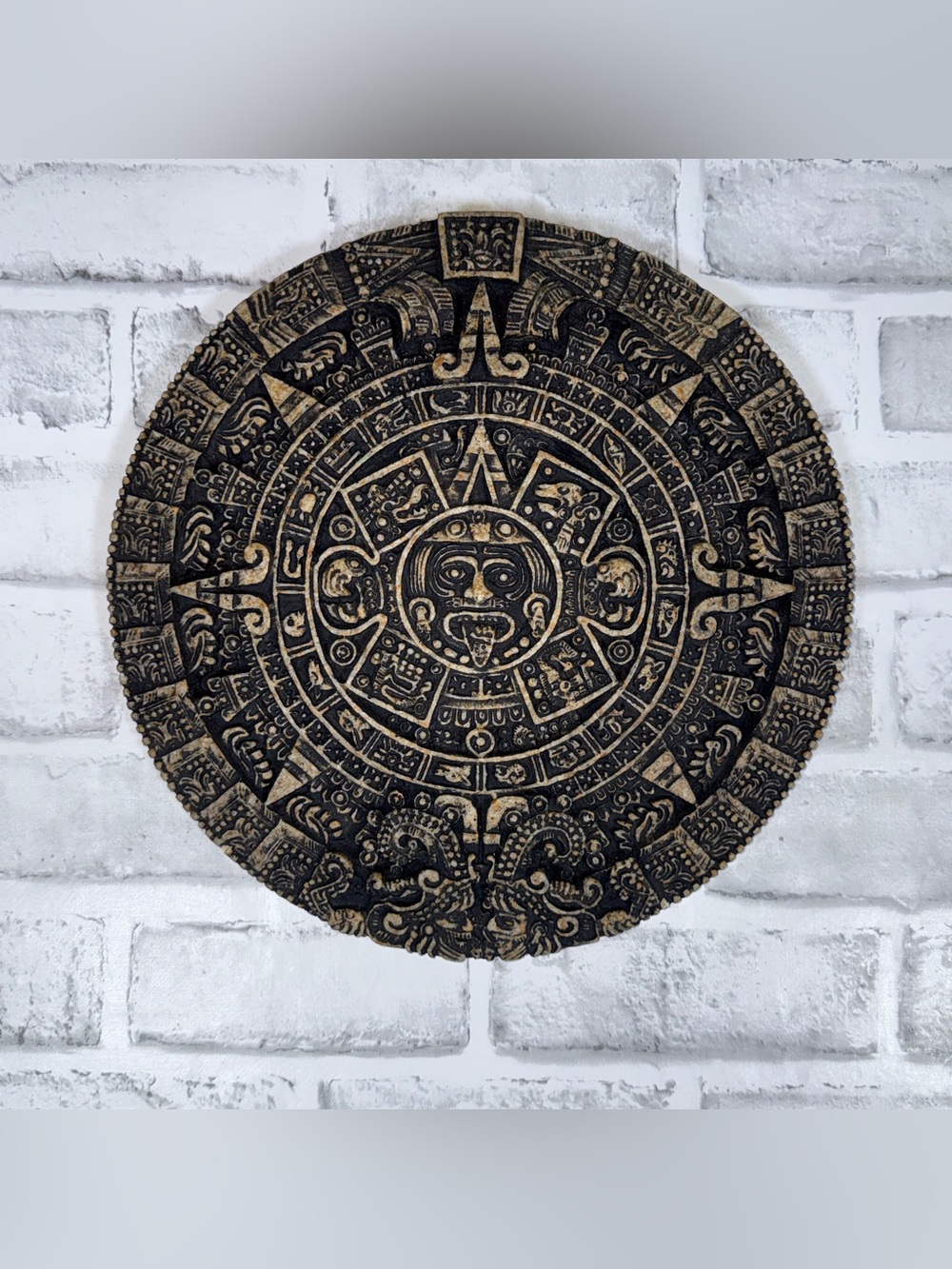 Vintage Aztec Mayan Calendar Stone Wall Plaque 11 3/8” Round Carved Decor

.